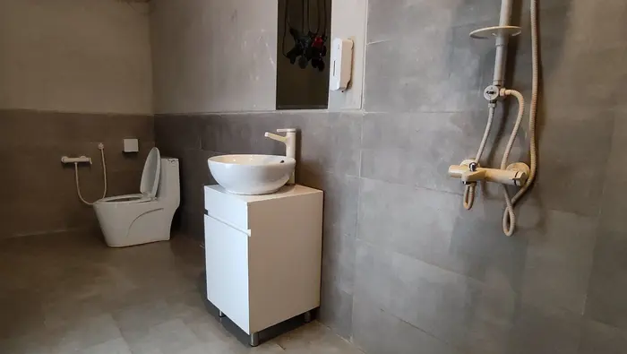 بی‌گون - واحد سرخ