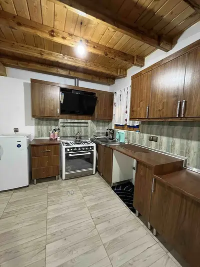 کلبه دوخوابه جنگلی جکوزی دار اربه کله