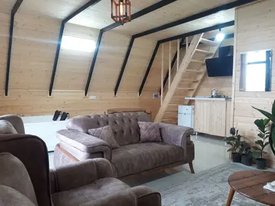 کلبه یک خوابه جنگلی توسکا 2