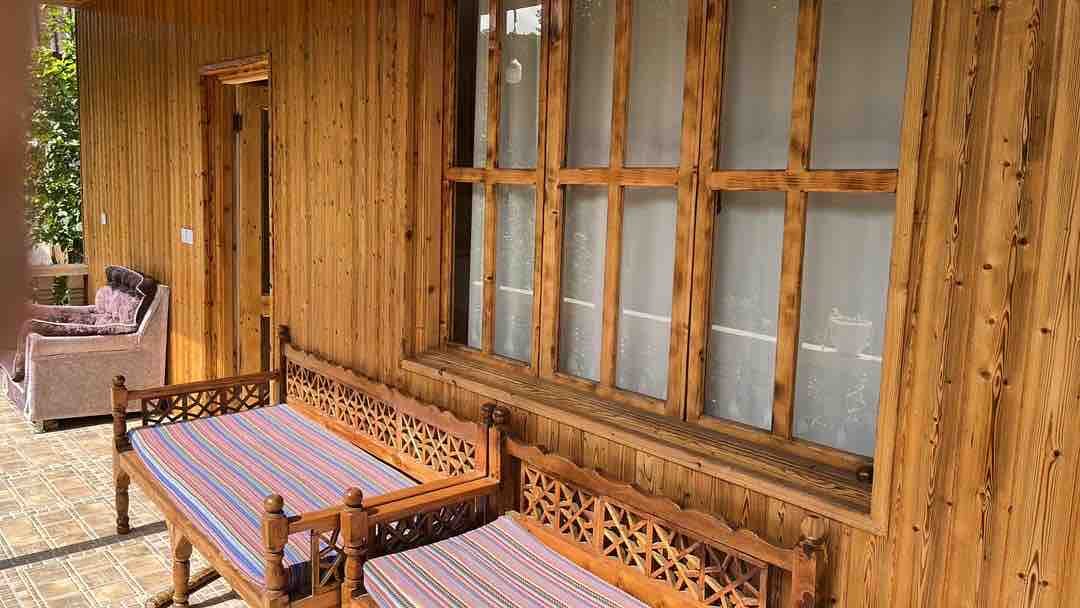 دوخوابه چوبی جنگلی ماهورا