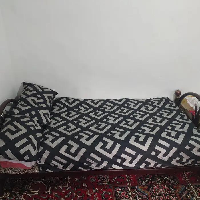 اقامتگاه سنتی یک خوابه سامون - تخت خواب