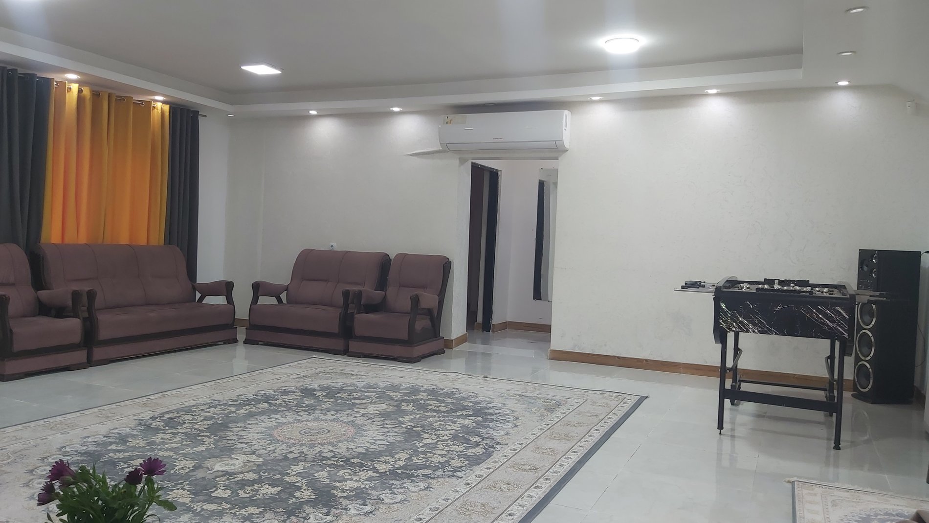 ویلا دوخوابه استخردار آبگرم شالیز