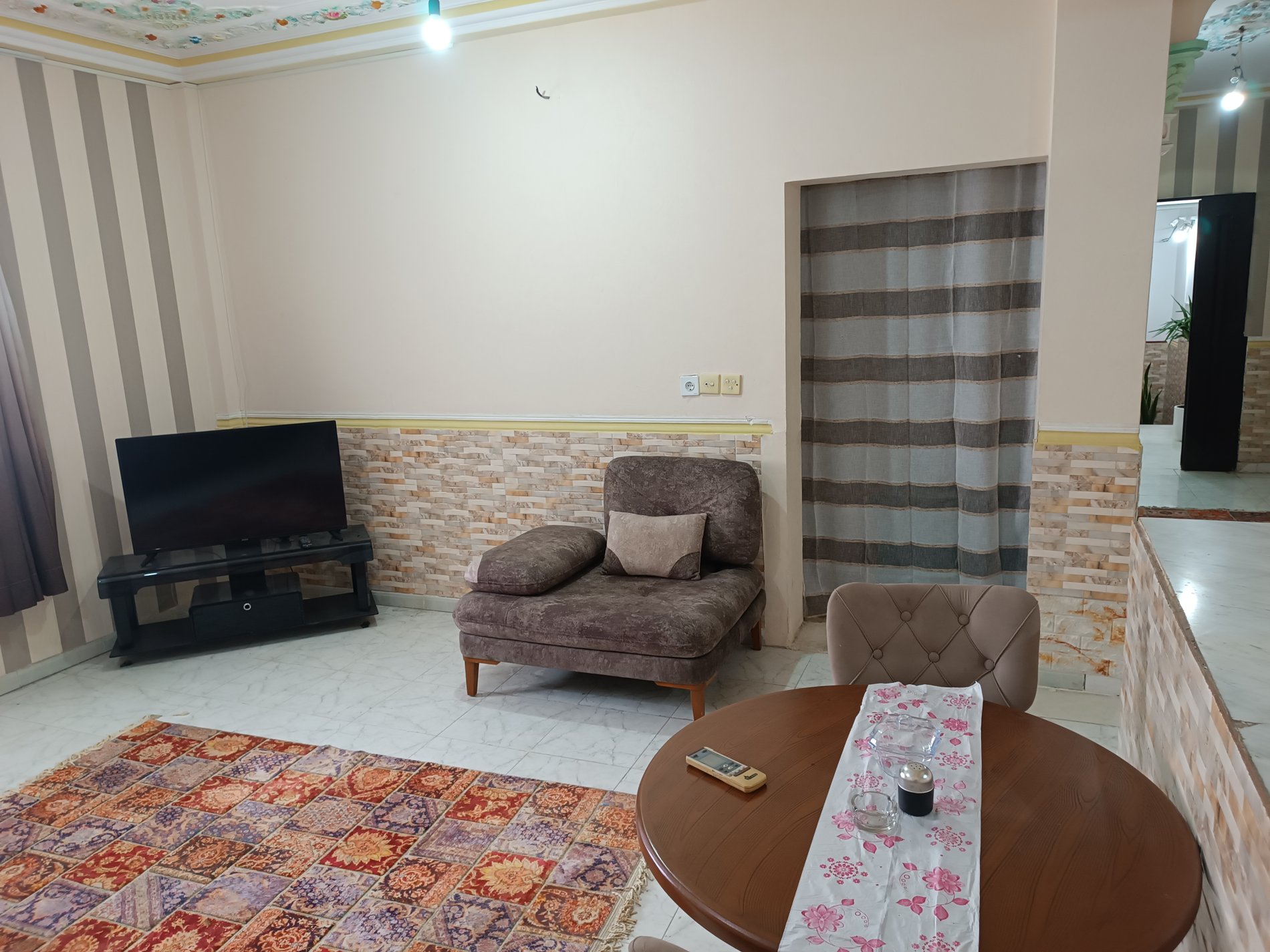 مجتمع اقامتگاهی یک خوابه برگ سبز واحد  ۱