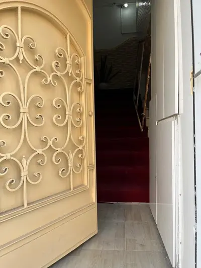 مجتمع اقامتی فلت برگ سبز واحد  ۸