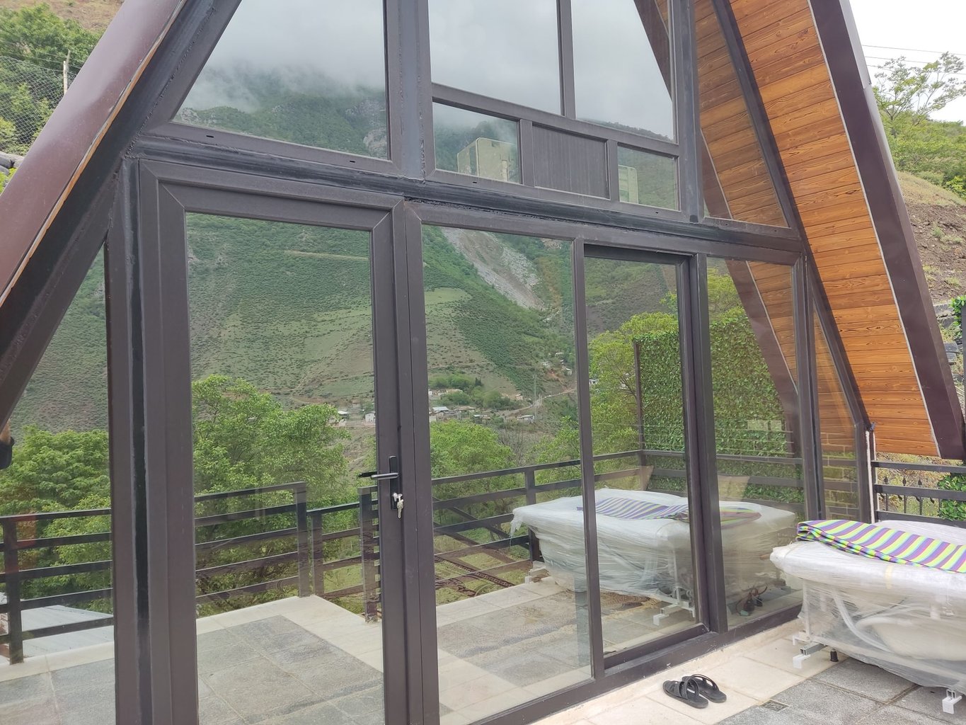 یک خوابه دوبلکس جکوزی دار ارغوان