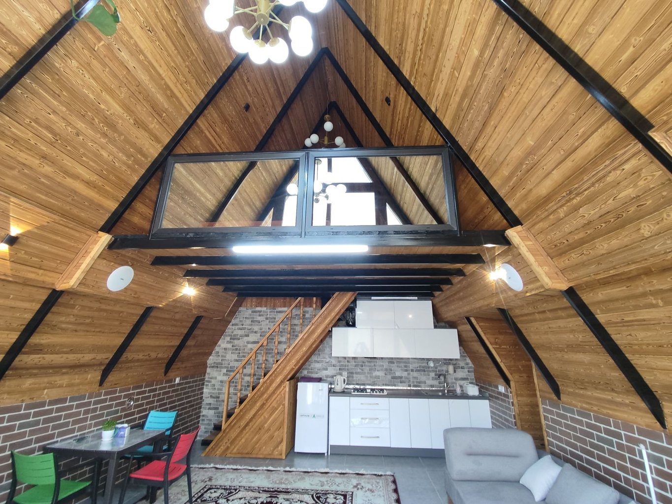 یک خوابه دوبلکس جکوزی دار ارغوان