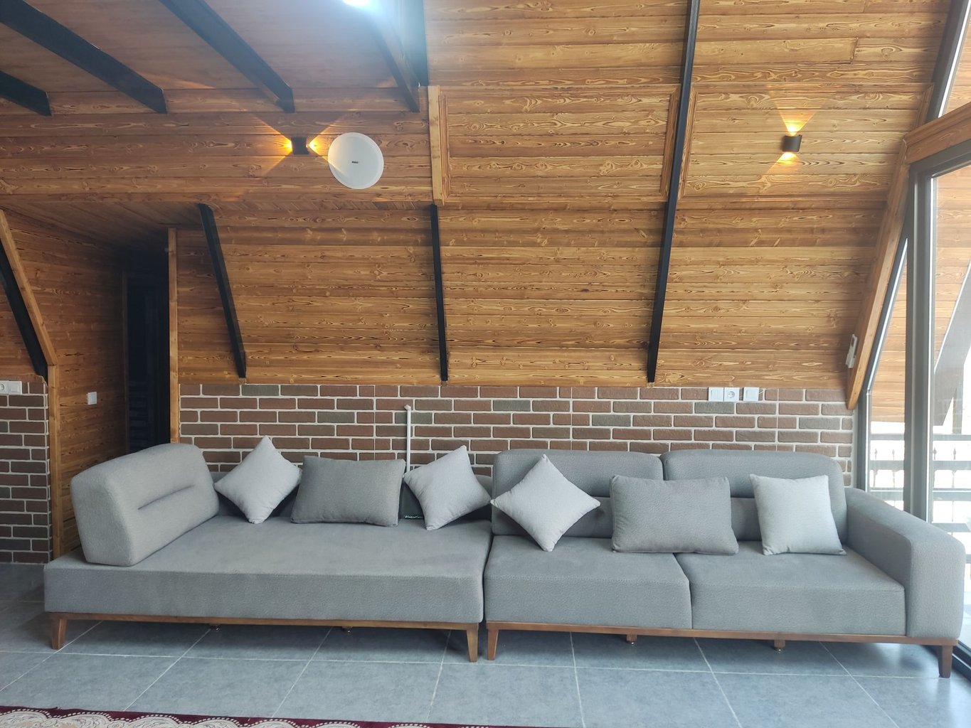 یک خوابه دوبلکس جکوزی دار ارغوان