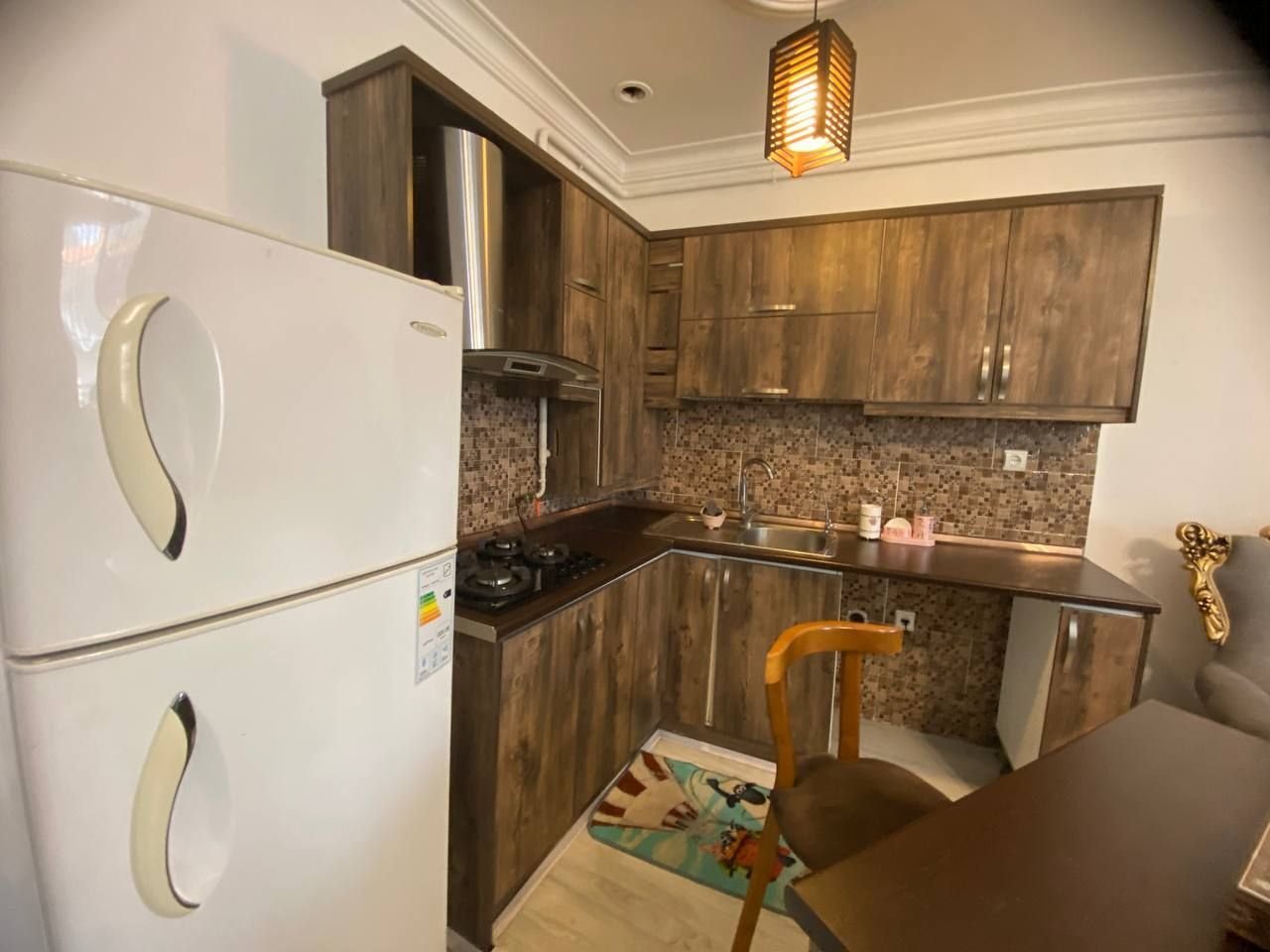 دوخوابه اقاقیا نیما و نیکان