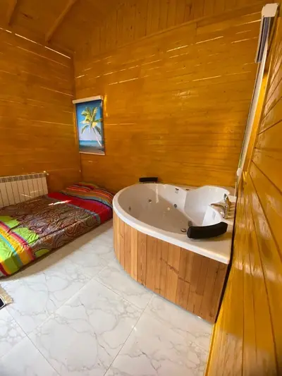 سوئیت فلت جکوزی دار یاس