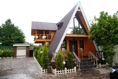 کلبه دوخوابه سوئیسی ارکیده