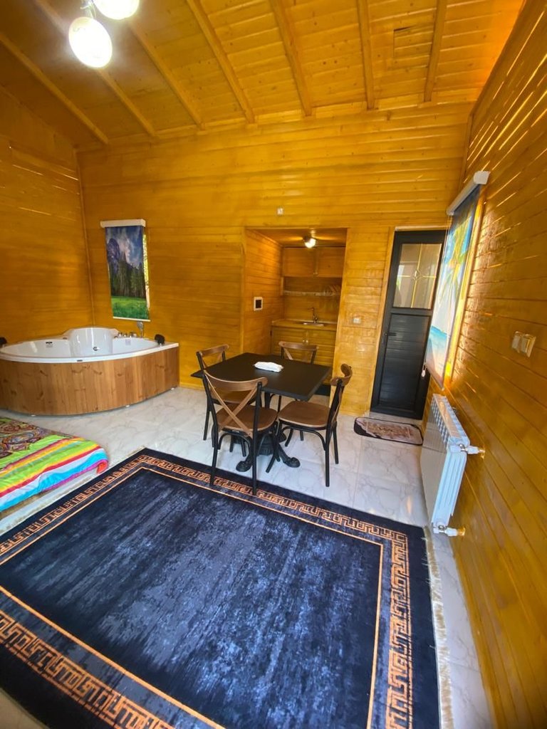 فلت جکوزی دار یاس