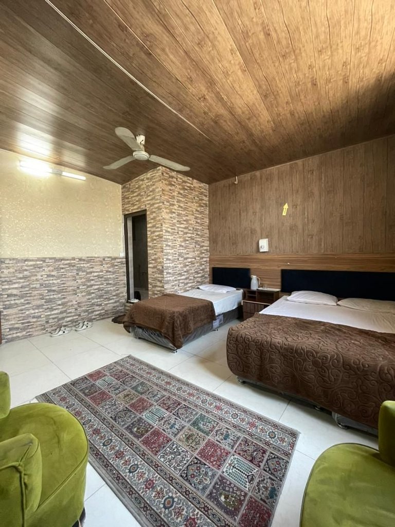 مسافرخانه سعید - واحد سه تخته 202