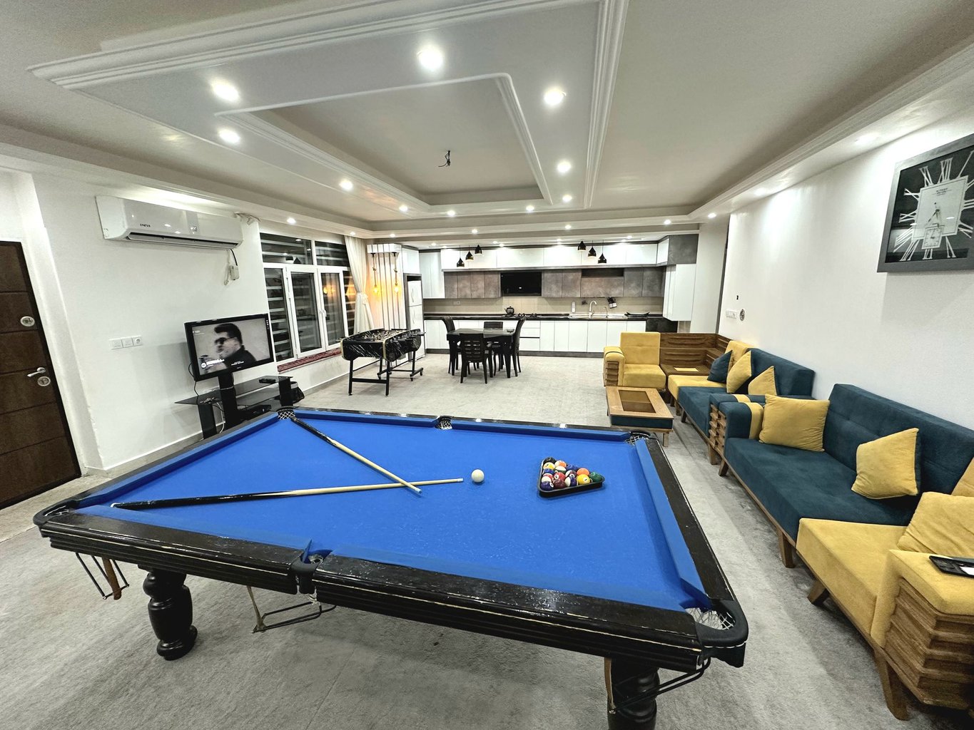 ویلا دوخوابه استخردار آبگرم عمارت مهستان