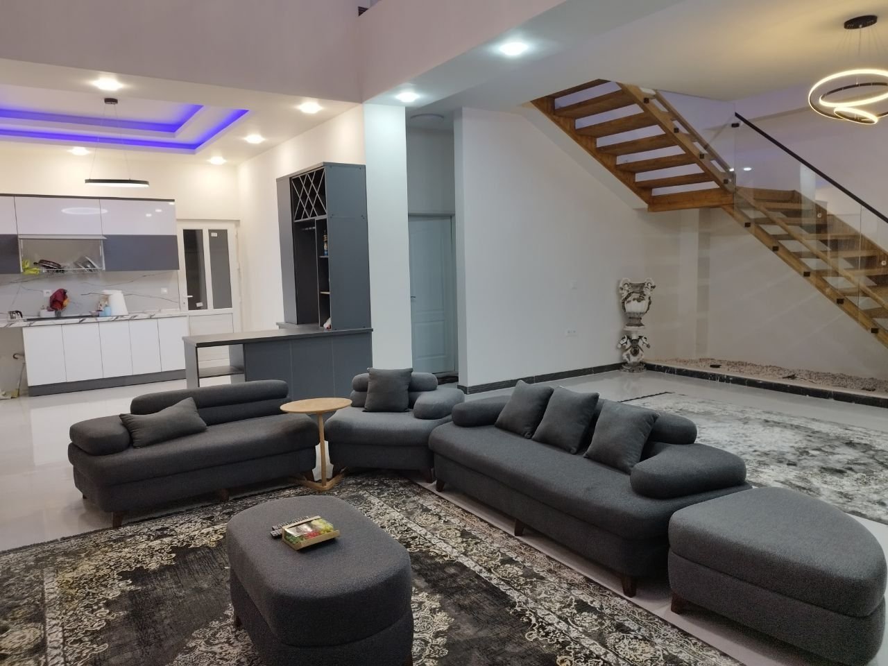 ویلا سه خوابه استخردار آبگرم سعید 1