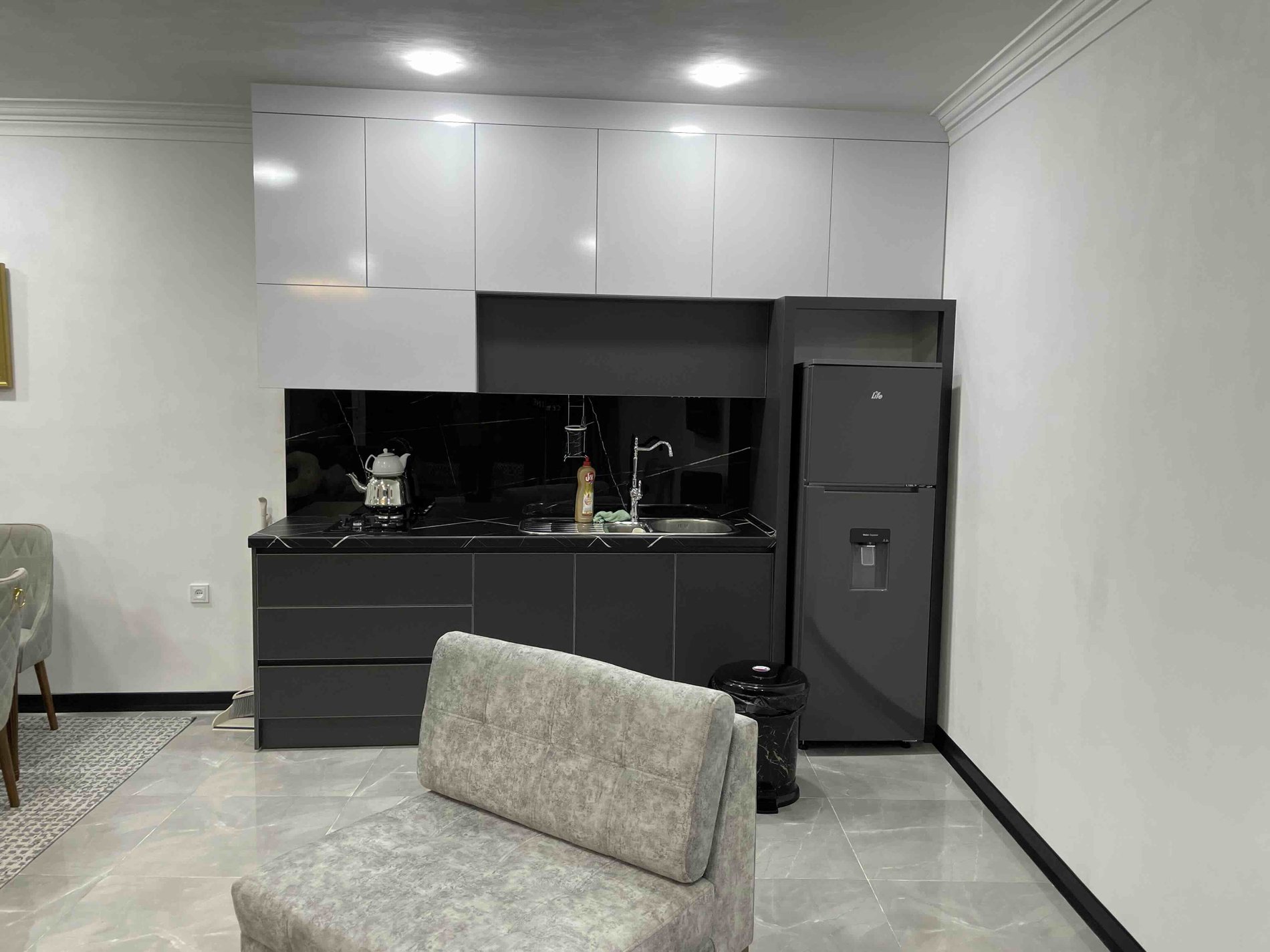 دوخوابه ساحلی استخردار آبگرم حسینی