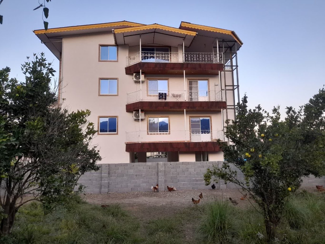 آپارتمان سه خوابه آسا‌یش