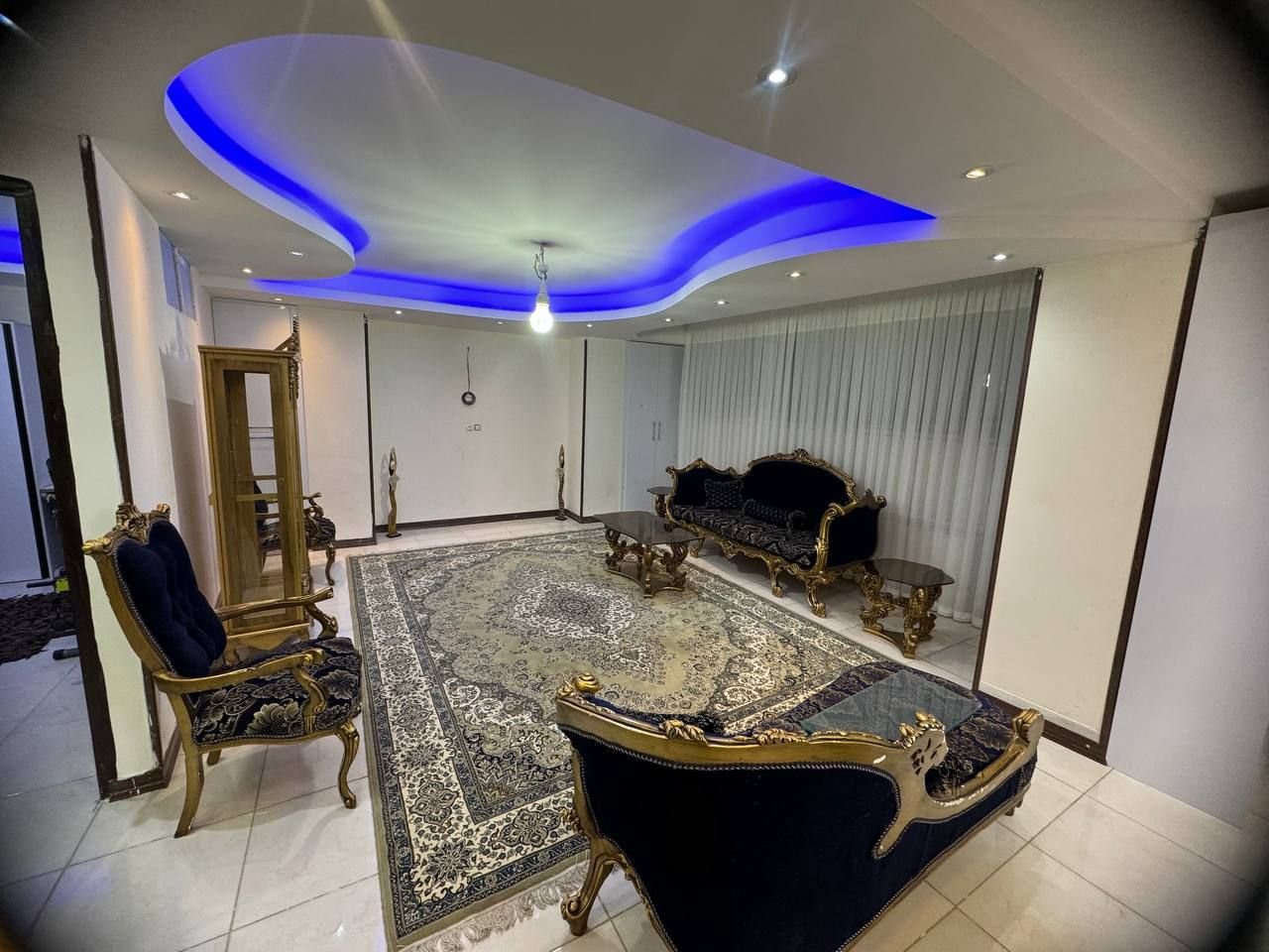 آپارتمان دوخوابه منتظری 3