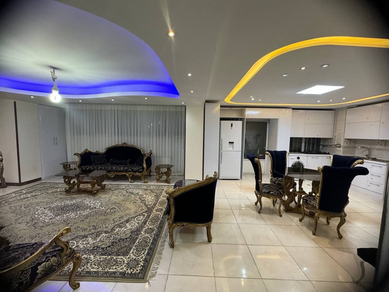 آپارتمان دوخوابه منتظری 3