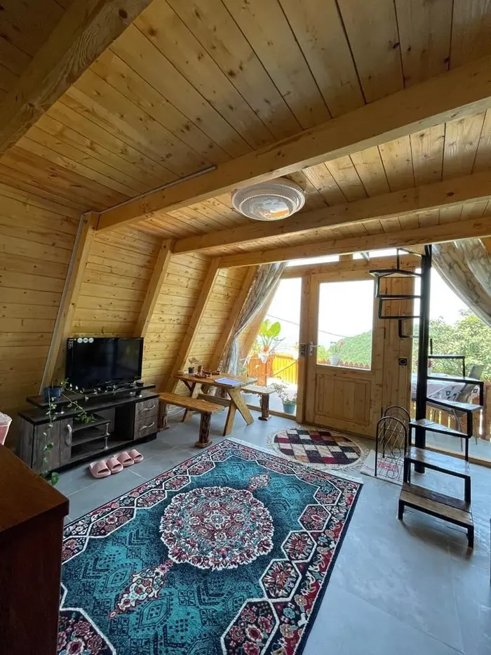 کلبه یک خوابه سوئیسی آکوبا