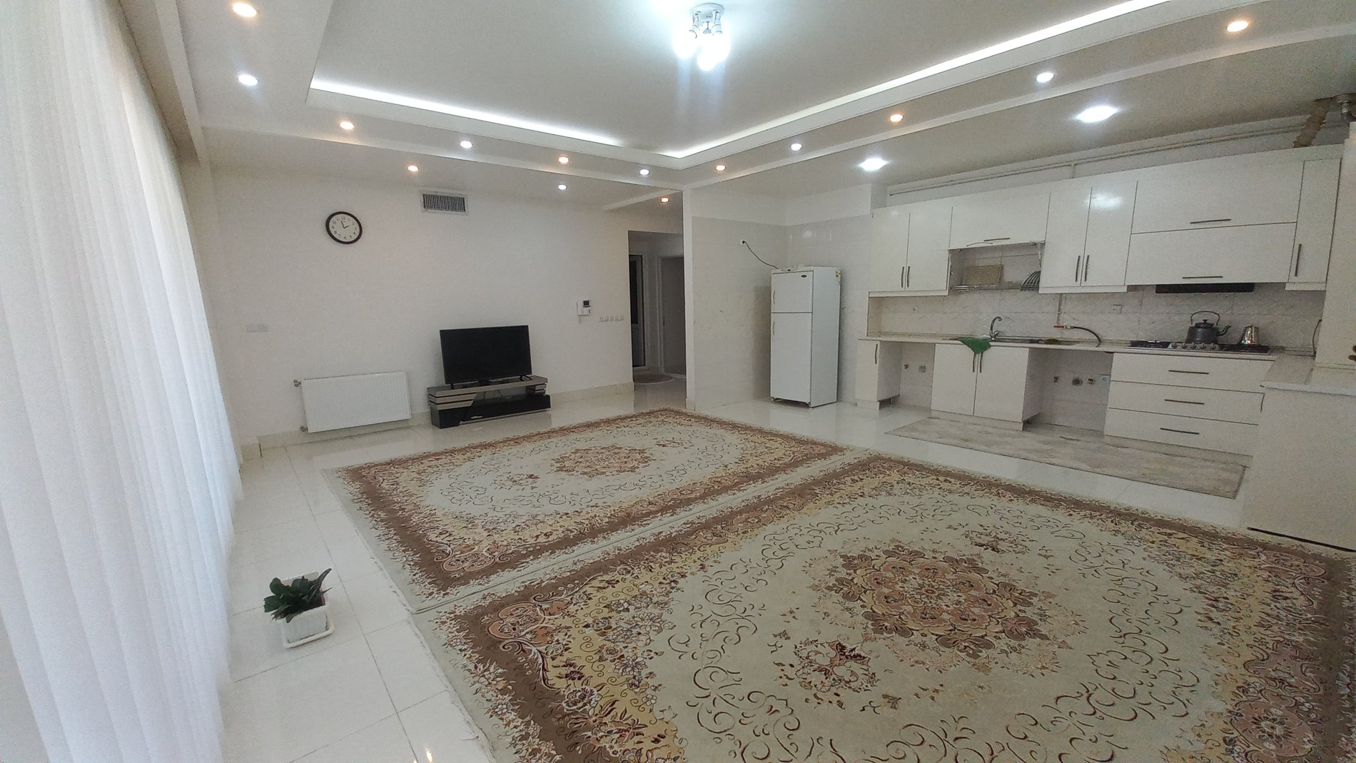 سوئیت دوخوابه فنائی