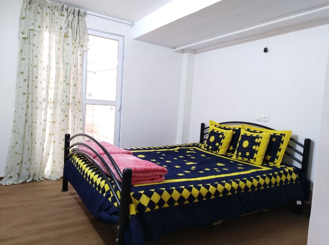 یک خوابه سوسن