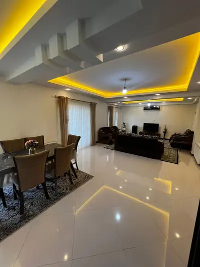 ویلا دوخوابه استخردار آبگرم واحدی