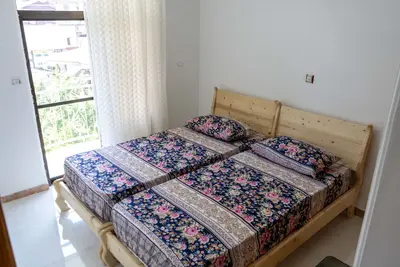 آپارتمان دوخوابه چی چی نی