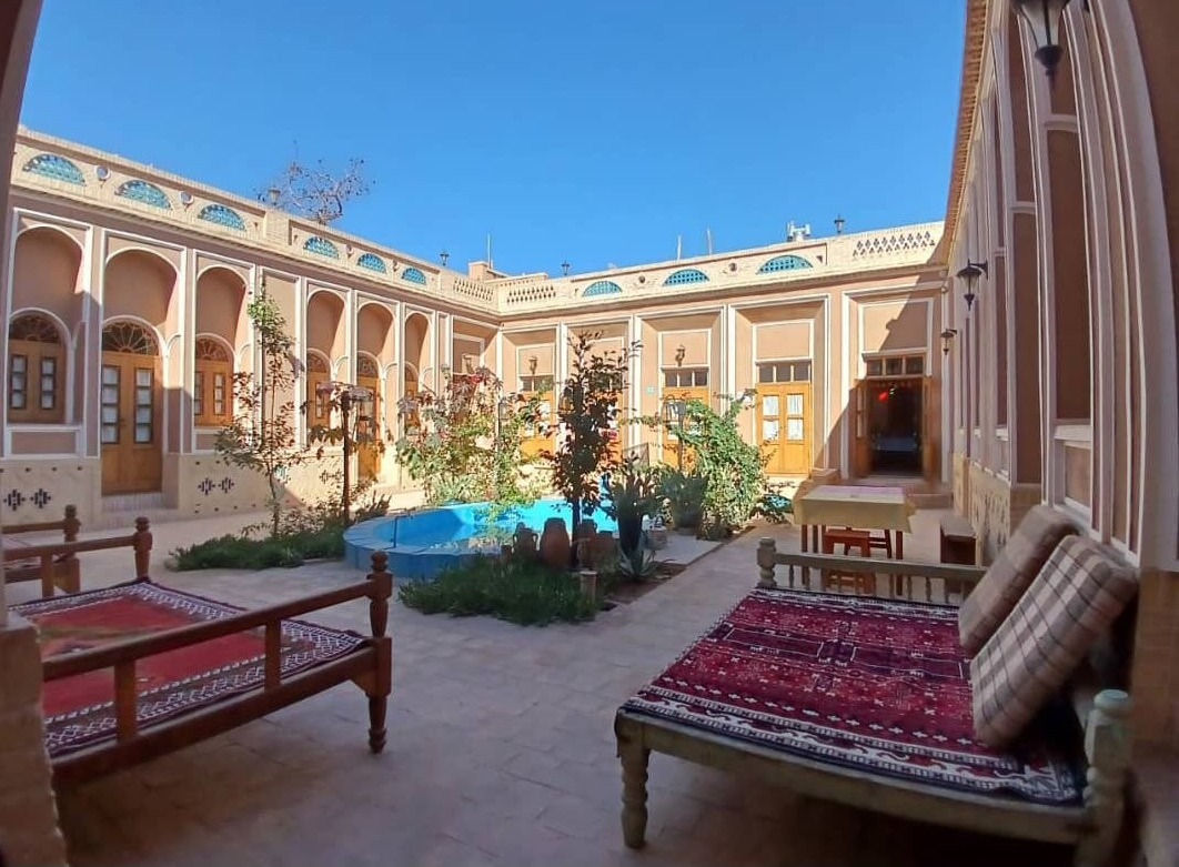 آلما - واحد سه تخته پنچ دری