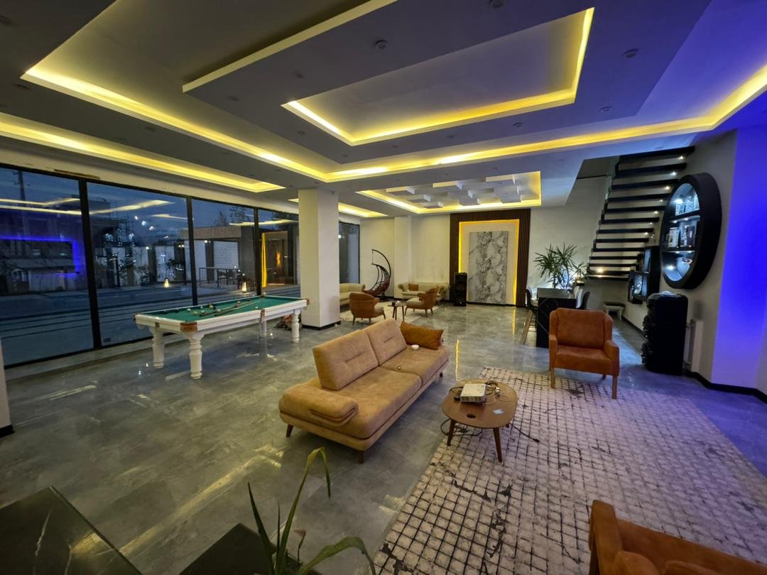 سه خوابه تریپلکس استخردار آبگرم رویال