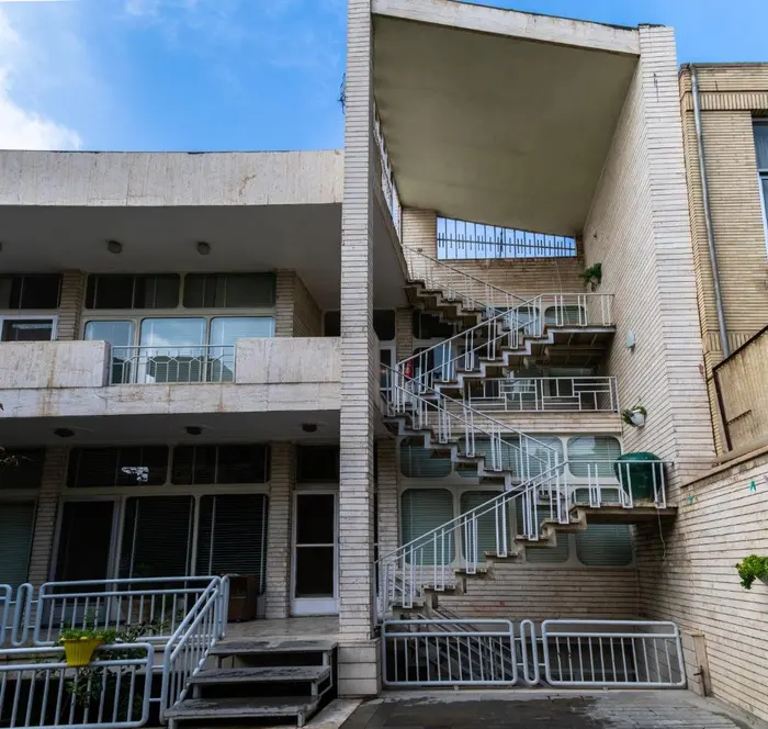 هاستل پاوا فامیلی - واحد دونفره -   