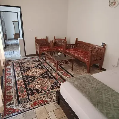 بومگردی خانه پدری ۱ - واحد گل یاس