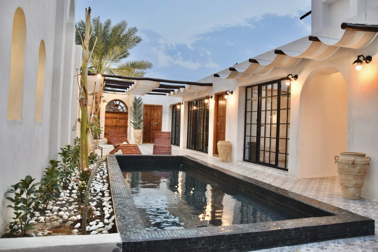 بوم گردی سه خوابه ساحلی استخردار مغرب -   