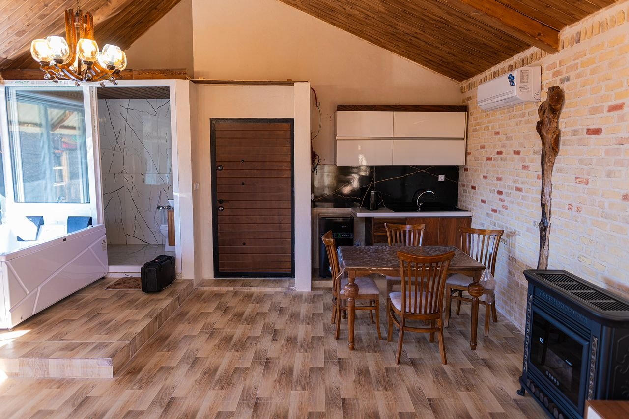 کلبه فلت جنگلی جکوزی دار سی تیکا - واحد کاخ