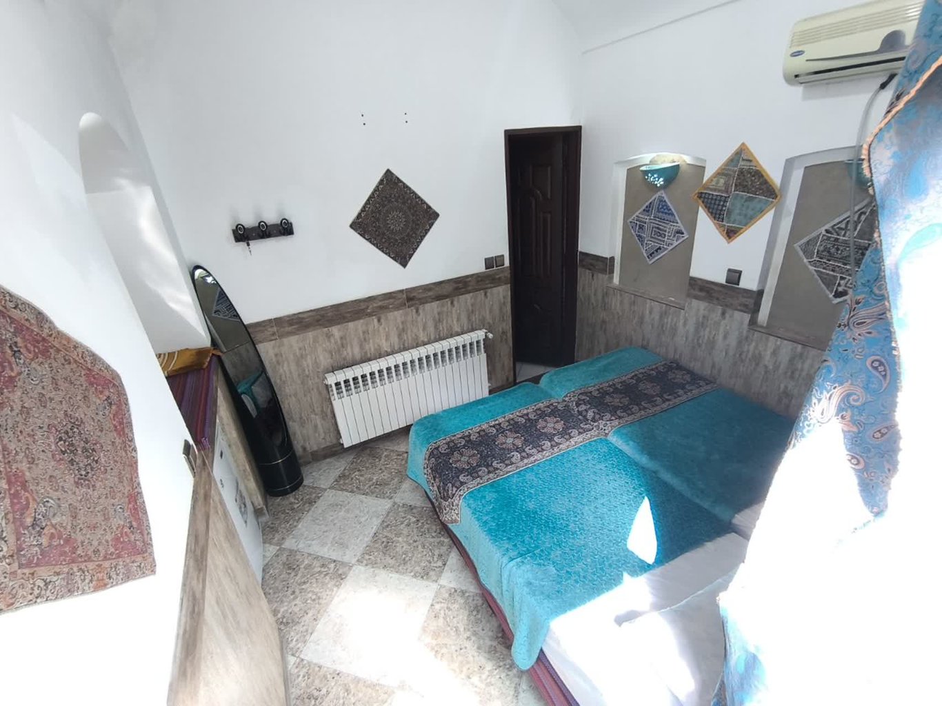 اقامتگاه سنتی دوستانه - واحد دوتخته 5 -   