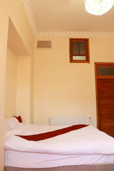 اقامتگاه سنتی سلطانی - واحد زمرد