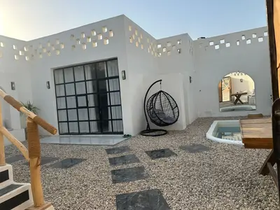 بومگردی دوخوابه استخردار ماه هوس