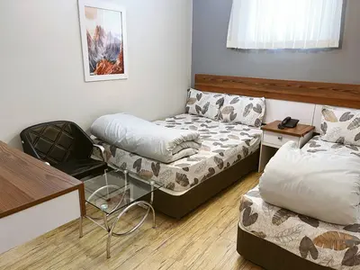 مجتمع اقامتی یاوری - واحد سه تخته 206