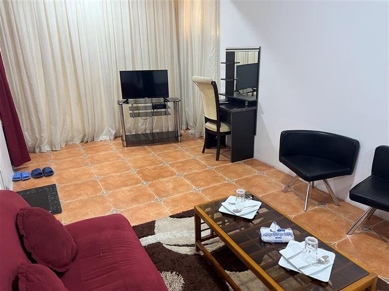 فلت سرو سپهری