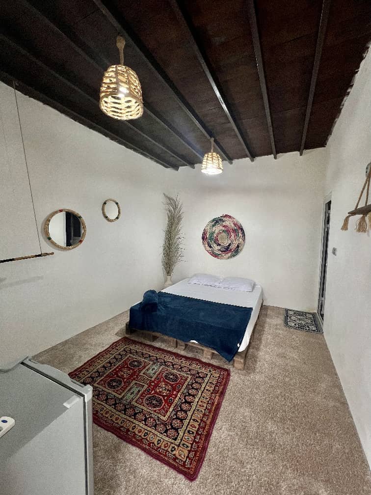 بومگردی لهر - واحد گل ابریشم