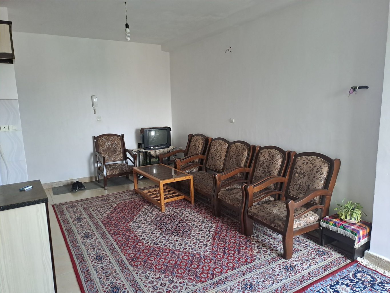آپارتمان دوخوابه حسین نژاد 1 -    
