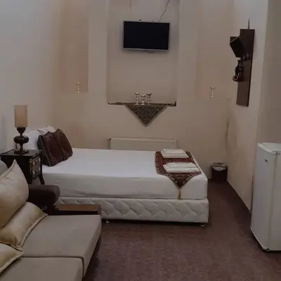 اقامتگاه سنتی سرای ریحان - واحد ۱۰۴