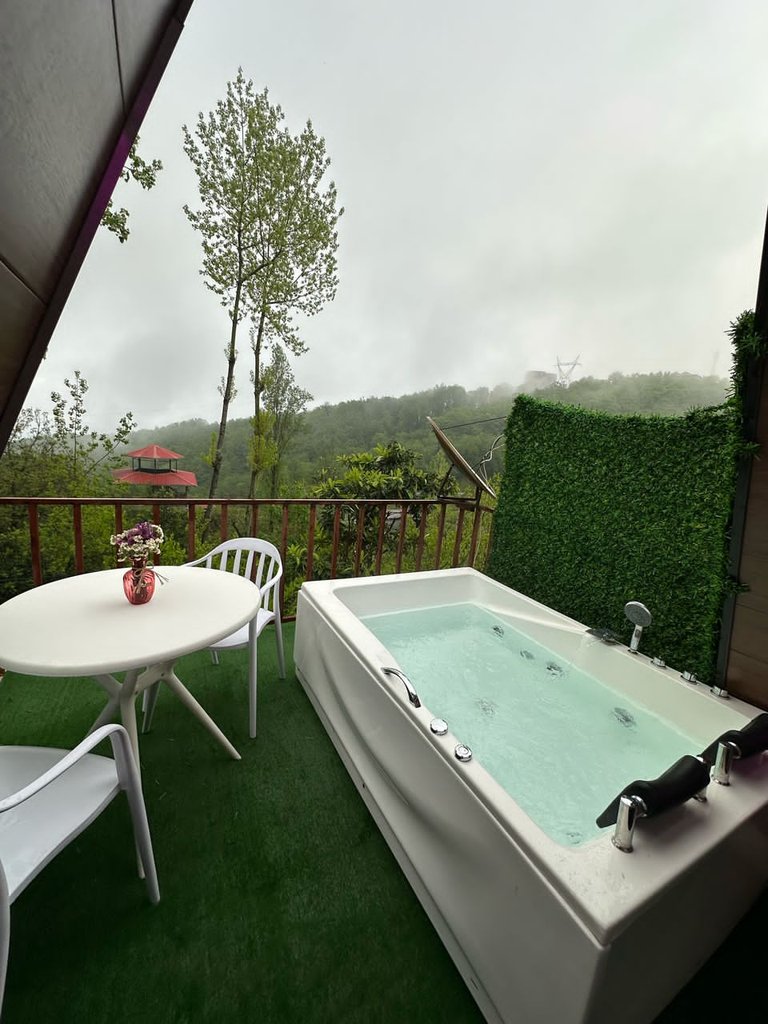 دوخوابه سوئیسی جکوزی دار اربکله 2