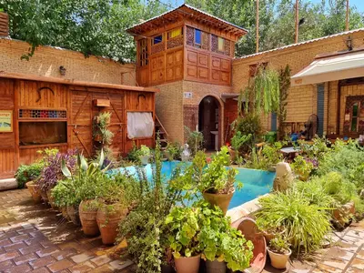 اقامتگاه سنتی سهراب ۔ واحد بهار