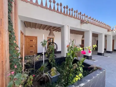 بومگردی ساحلی خماسی هنگام - واحد سه تخته 1