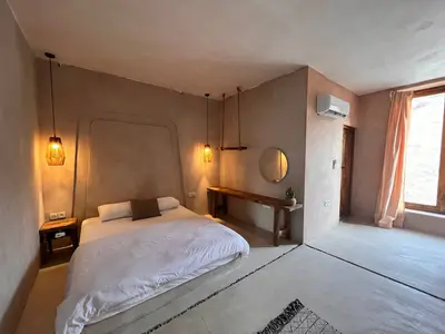 بومگردی سه خوابه استخردار نی وا