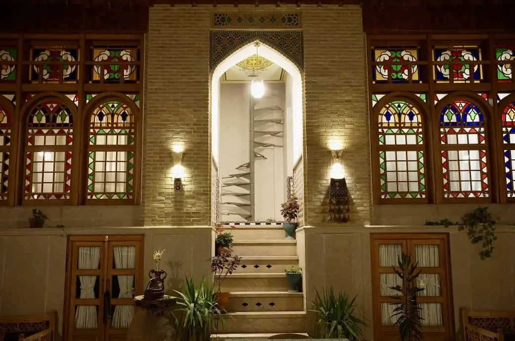 اقامتگاه سنتی سینا - واحد سه تخته 5