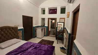 اقامتگاه سنتی علی بابا - واحد 8