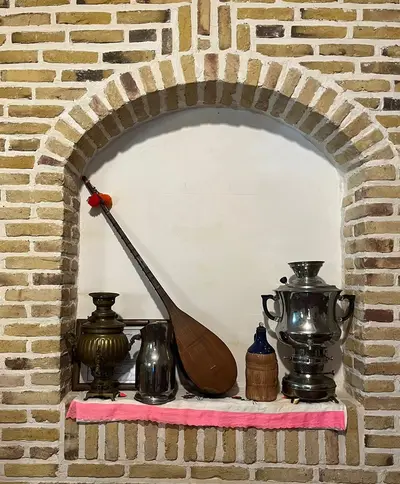 بومگردی اسپاخو - واحد بالاخانه