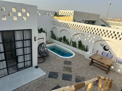 بومگردی دوخوابه استخردار ماه هوس