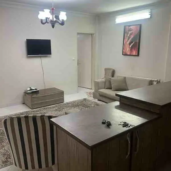 آپارتمان دوخوابه منفرد هفده شهریور -    